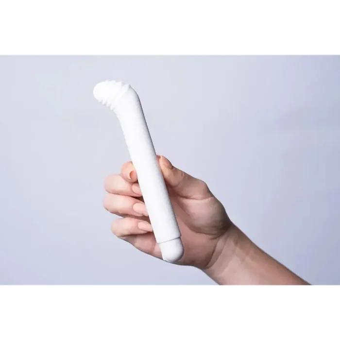 Maia Toys Female Sex Toys Misty Long Rechargeable Bullet Maia Toys Female Sex Toys Misty Long Rechargeable Bullet