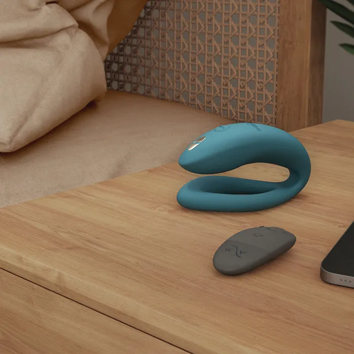 WeVibe WeVibe Sync O Couples Vibrator Velvet Green Vibrators