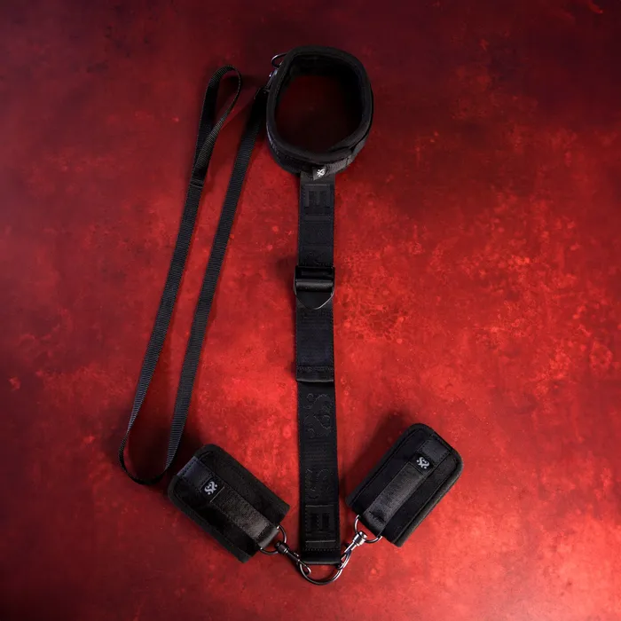 Male Sex Toys SEI MIO Neck Firmly In Check Adjustable Neck and Wrist Restraint Kit