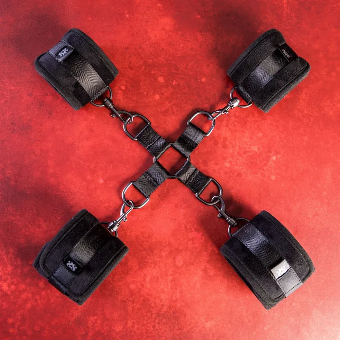 SEI MIO Anal Hog Tied and Satisfied Hog Tie Cuff Set