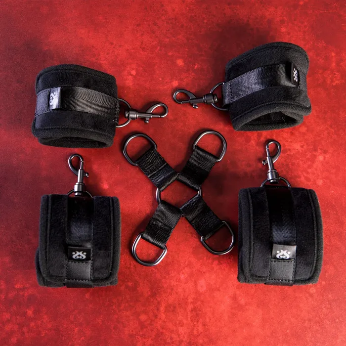 SEI MIO Anal Hog Tied and Satisfied Hog Tie Cuff Set
