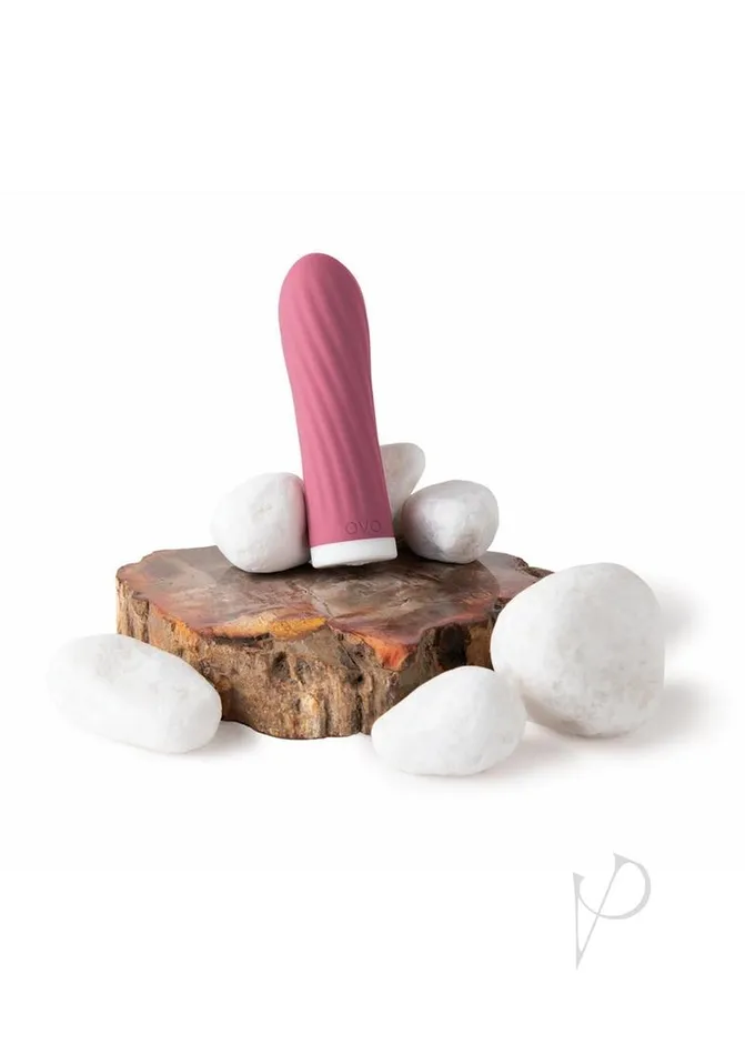 Ovo Female Sex Toys Ovo Earth Saraha Rechargeable Silicone Lipstick Vibrator Red Ovo Female Sex Toys Ovo Earth Saraha Rechargeable Silicone Lipstick Vibrator Red